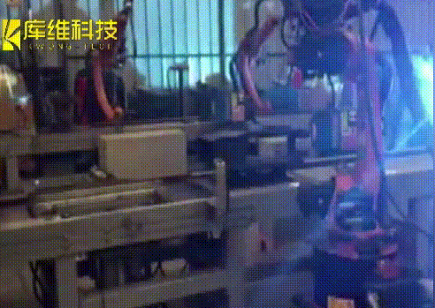 機器人焊接生產(chǎn)線比焊接專機生產(chǎn)線好在哪？總結(jié)了這兩點