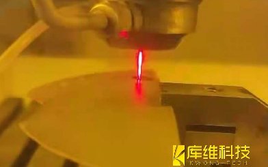 <b>水導(dǎo)激光如何通過“水束光纖”實(shí)現(xiàn)精密加工的</b>